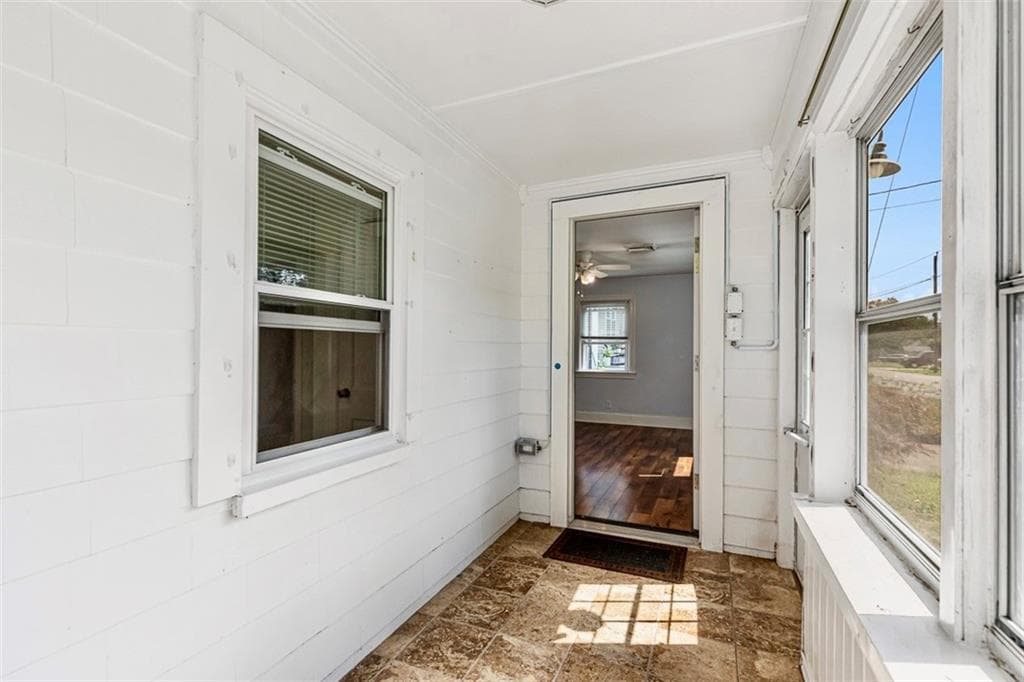 Single Family Residence at 93 Pine Crest Drive, East Providence, photo 6 of 33