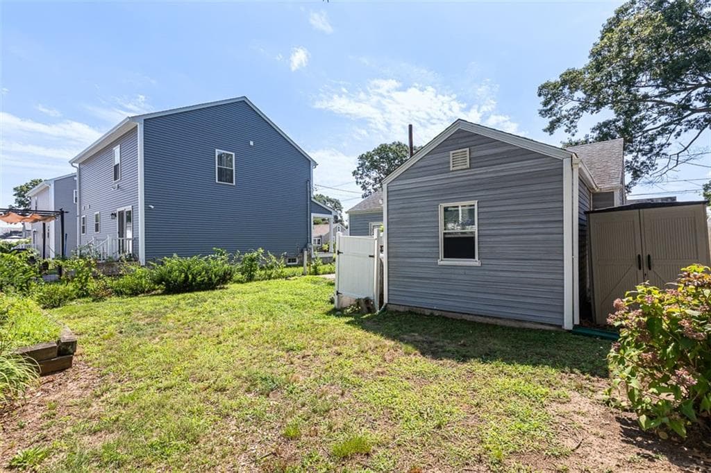 Single Family Residence at 93 Pine Crest Drive, East Providence, photo 32 of 33