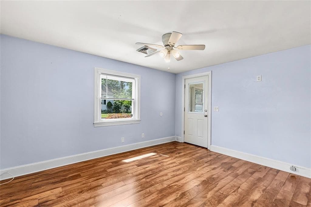 Single Family Residence at 93 Pine Crest Drive, East Providence, photo 10 of 33