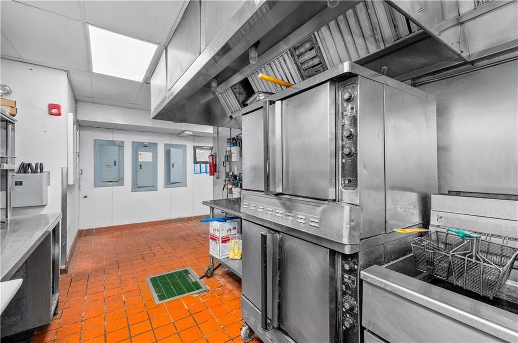 Commercial at 2099 Post Road, Warwick, photo 42 of 45