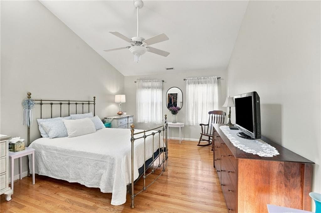 Single Family Residence at 10 Jay Court, Cranston, photo 23 of 48