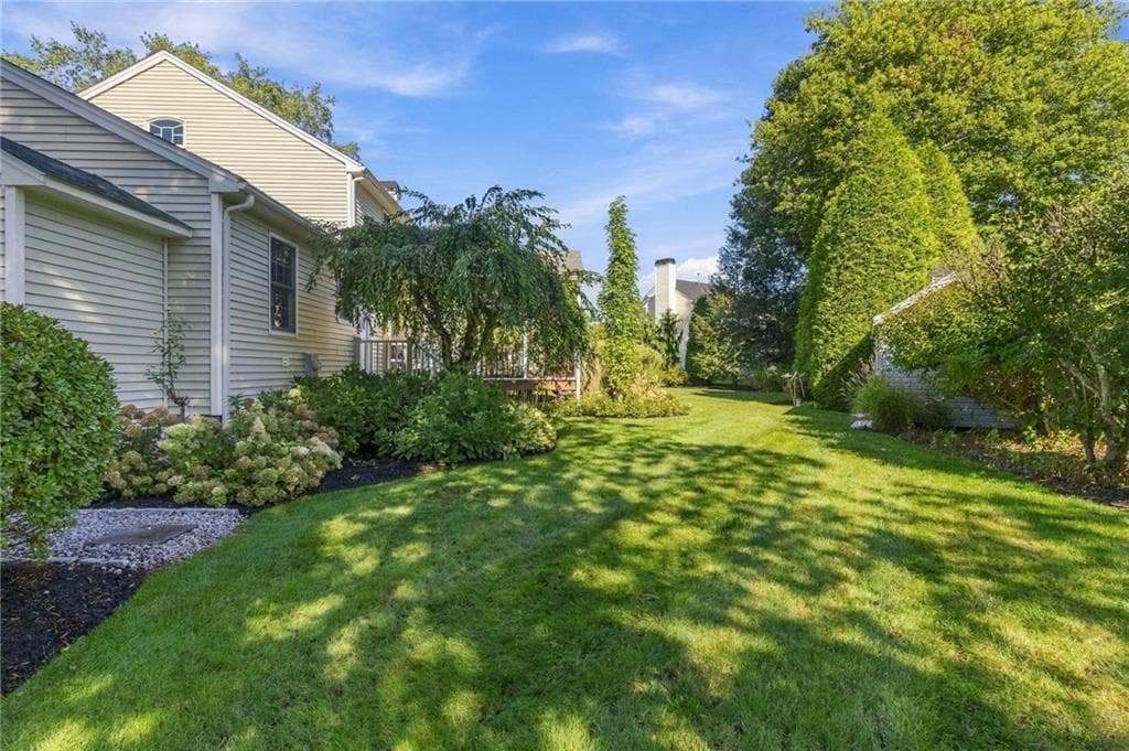 Single Family Residence at 10 Jay Court, Cranston, photo 36 of 48