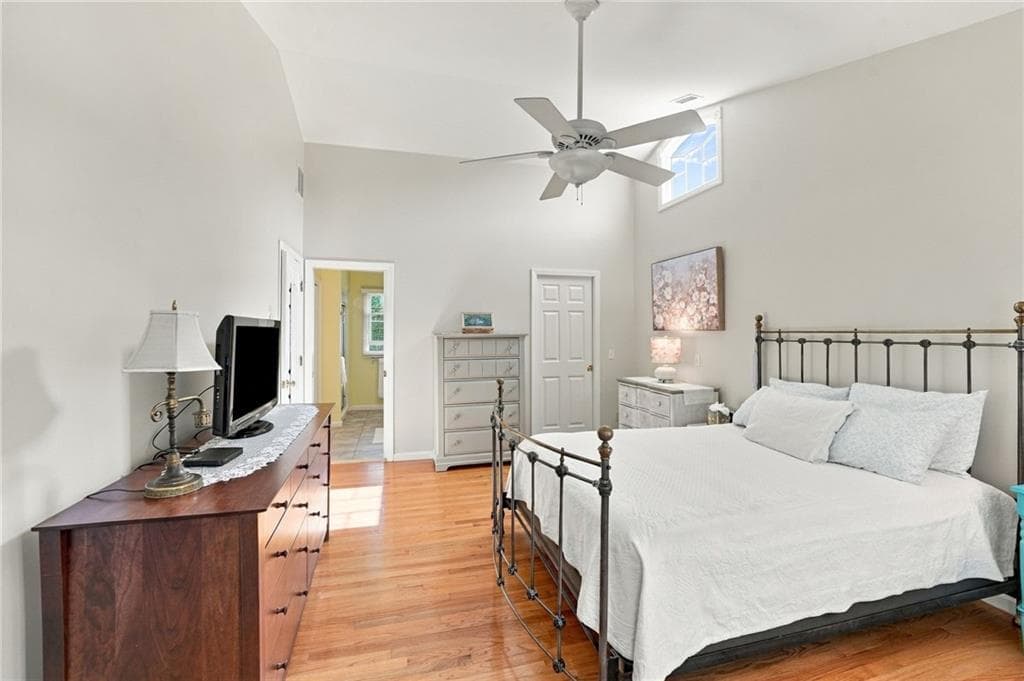 Single Family Residence at 10 Jay Court, Cranston, photo 24 of 48