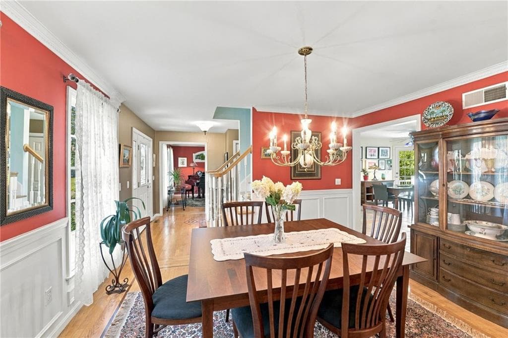 Single Family Residence at 10 Jay Court, Cranston, photo 15 of 48
