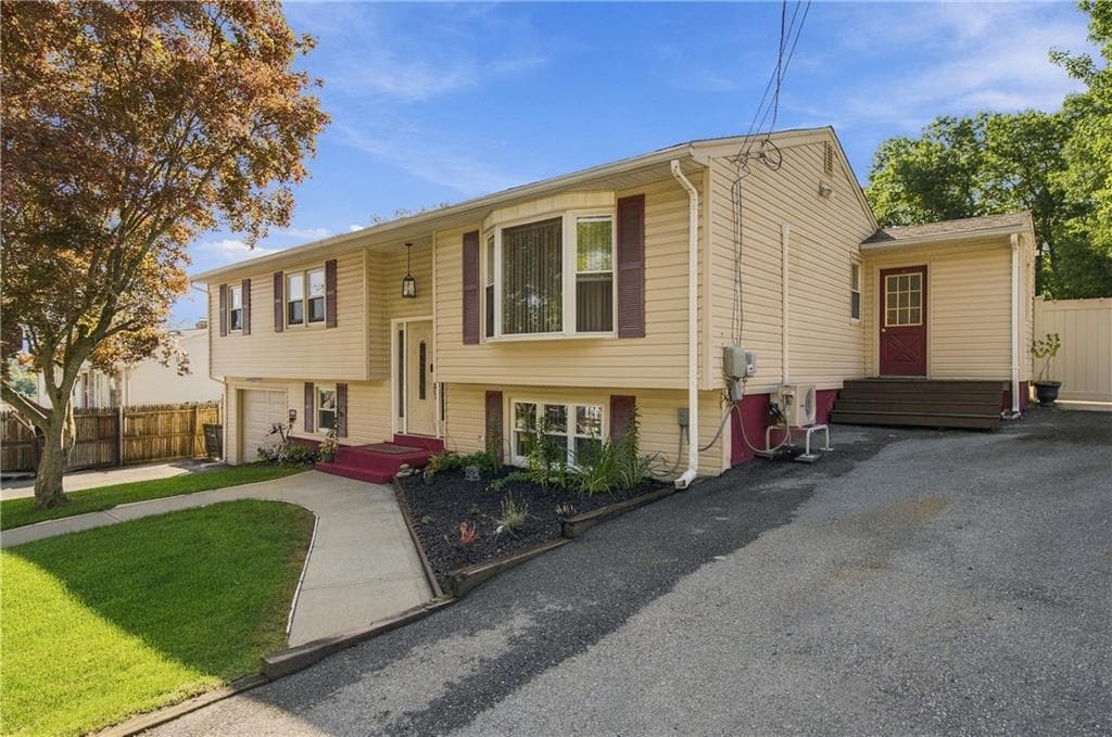 24 Derby Avenue