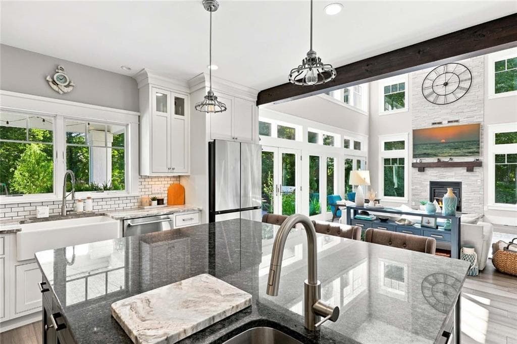 Single Family Residence at 250 West Reach Drive, Jamestown, photo 15 of 49