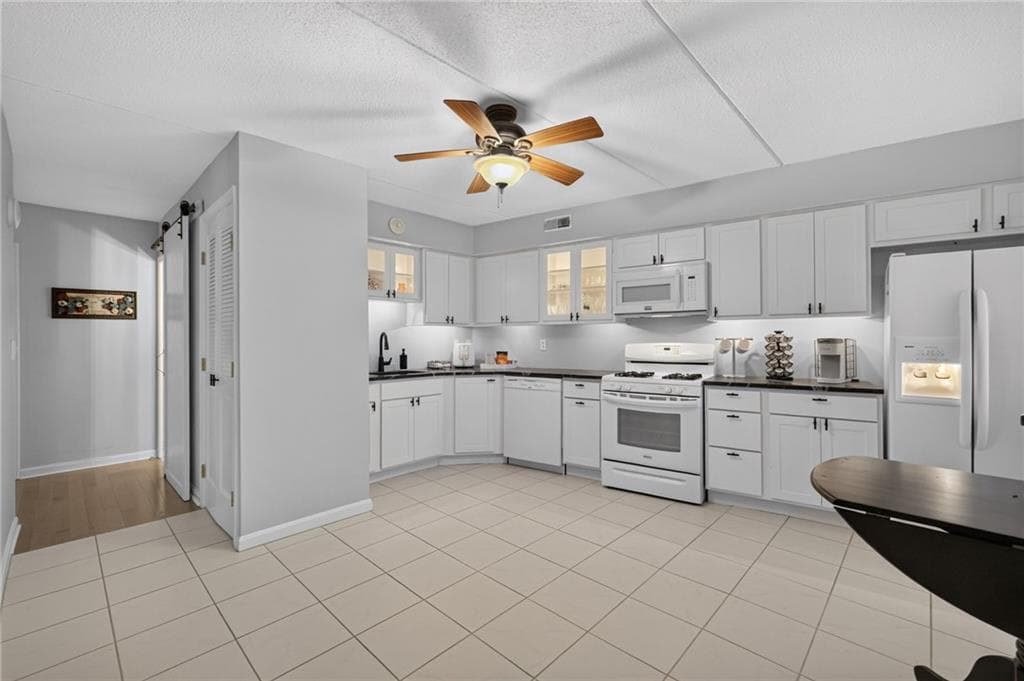 Condominium at 650 East Greenwich Avenue UNIT 3/405, West Warwick, photo 17 of 35