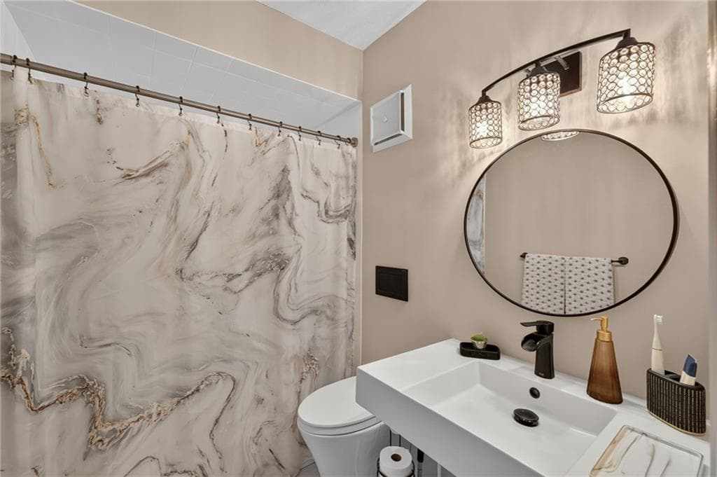 Condominium at 650 East Greenwich Avenue UNIT 3/405, West Warwick, photo 22 of 35
