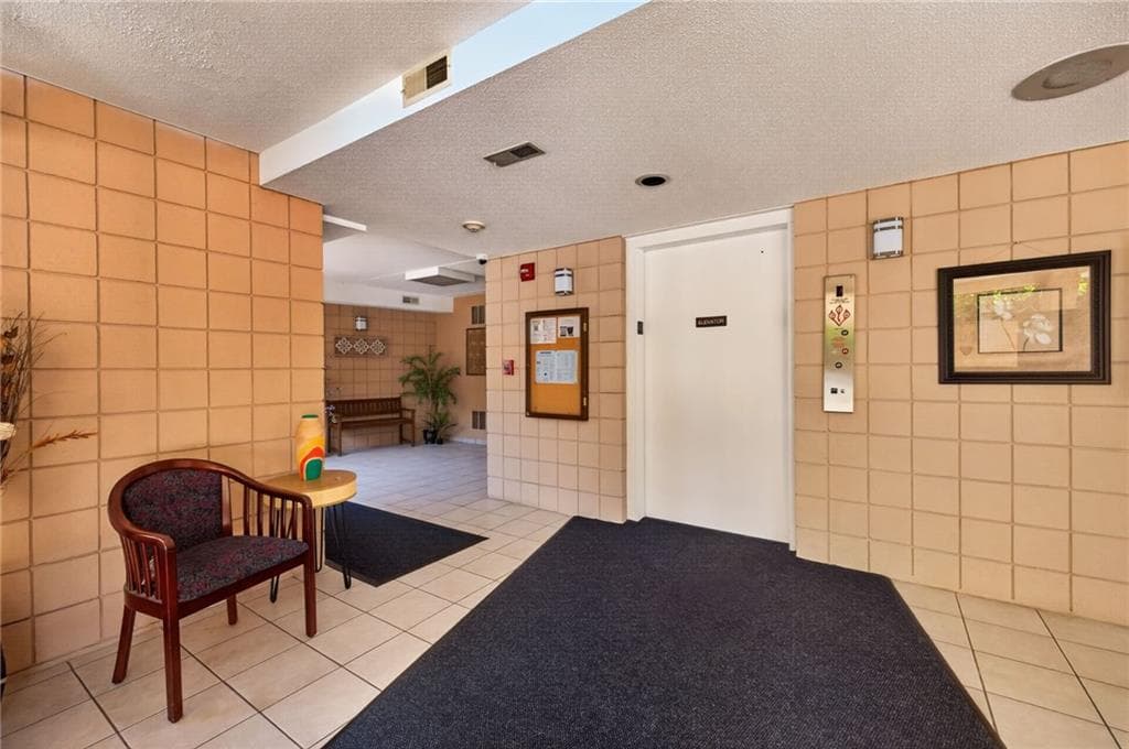 Condominium at 650 East Greenwich Avenue UNIT 3/405, West Warwick, photo 25 of 35