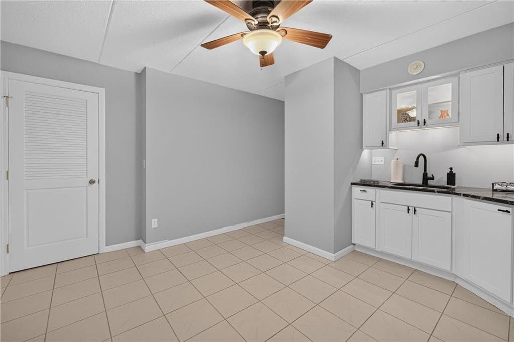 Condominium at 650 East Greenwich Avenue UNIT 3/405, West Warwick, photo 21 of 35