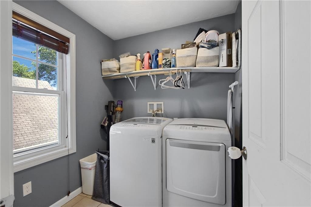 Single Family Residence at 58 Carteret Street, Providence, photo 36 of 44