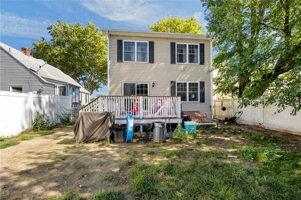 Single Family Residence at 58 Carteret Street, Providence, photo 4 of 44