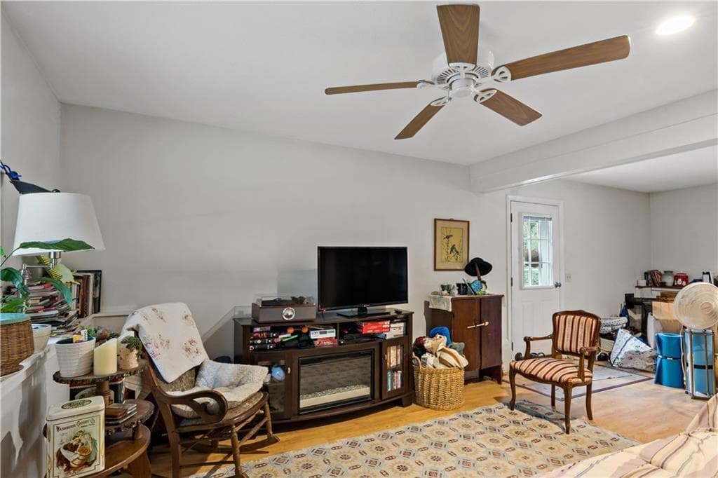Single Family Residence at 41 Timber Ridge Road, Charlestown, photo 28 of 45