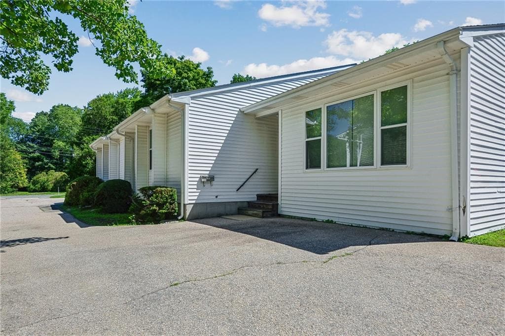 Multi Family at 18 Fortin Road, South Kingstown, photo 2 of 23