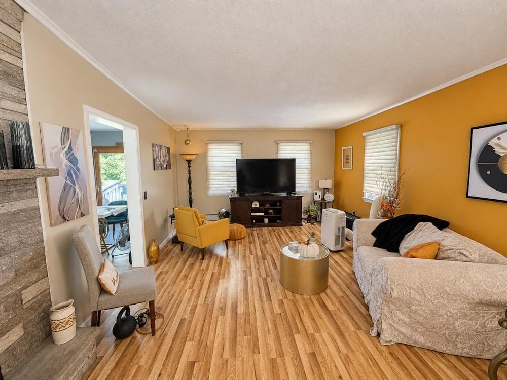 Single Family Residence at 3 Concord Court, Westerly, photo 13 of 41