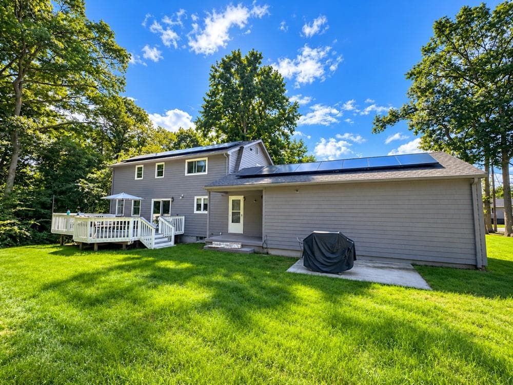 Single Family Residence at 3 Concord Court, Westerly, photo 3 of 41