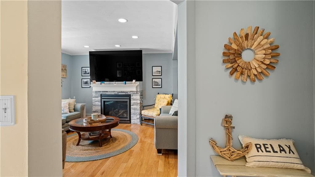 Single Family Residence at 270 Weathervane Road, South Kingstown, photo 6 of 50