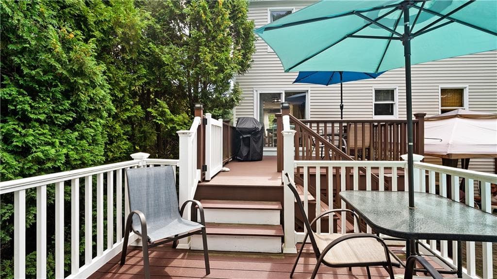 Single Family Residence at 270 Weathervane Road, South Kingstown, photo 38 of 50