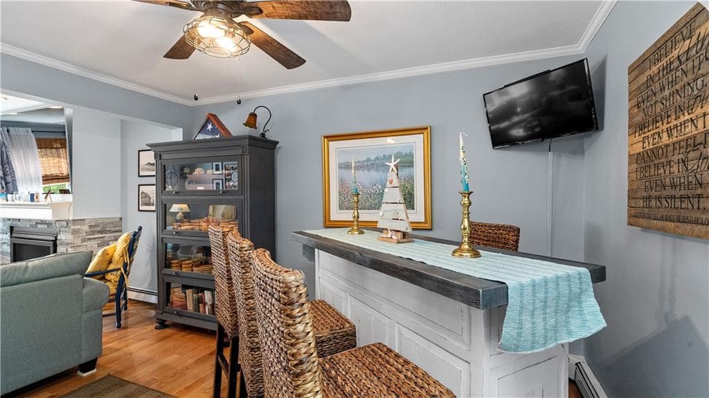 Single Family Residence at 270 Weathervane Road, South Kingstown, photo 10 of 50