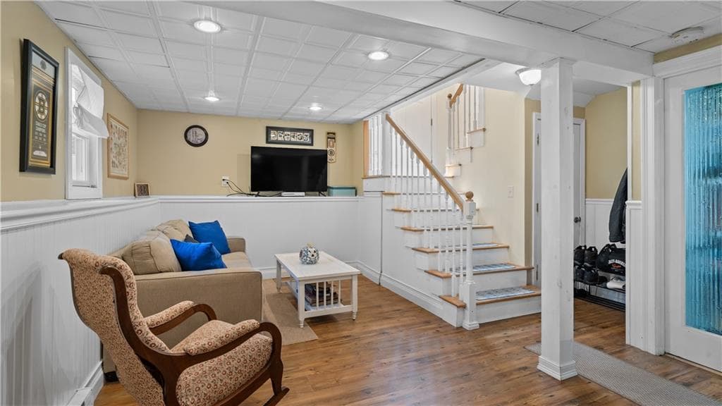 Single Family Residence at 270 Weathervane Road, South Kingstown, photo 33 of 50