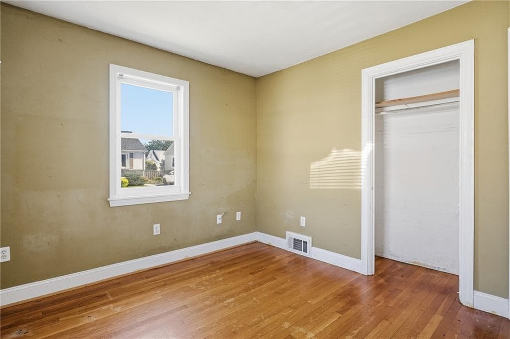 Single Family Residence at 86 Paul Street, Pawtucket, photo 13 of 34