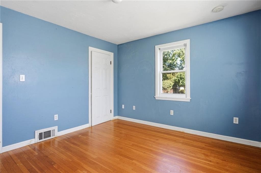 Single Family Residence at 86 Paul Street, Pawtucket, photo 15 of 34
