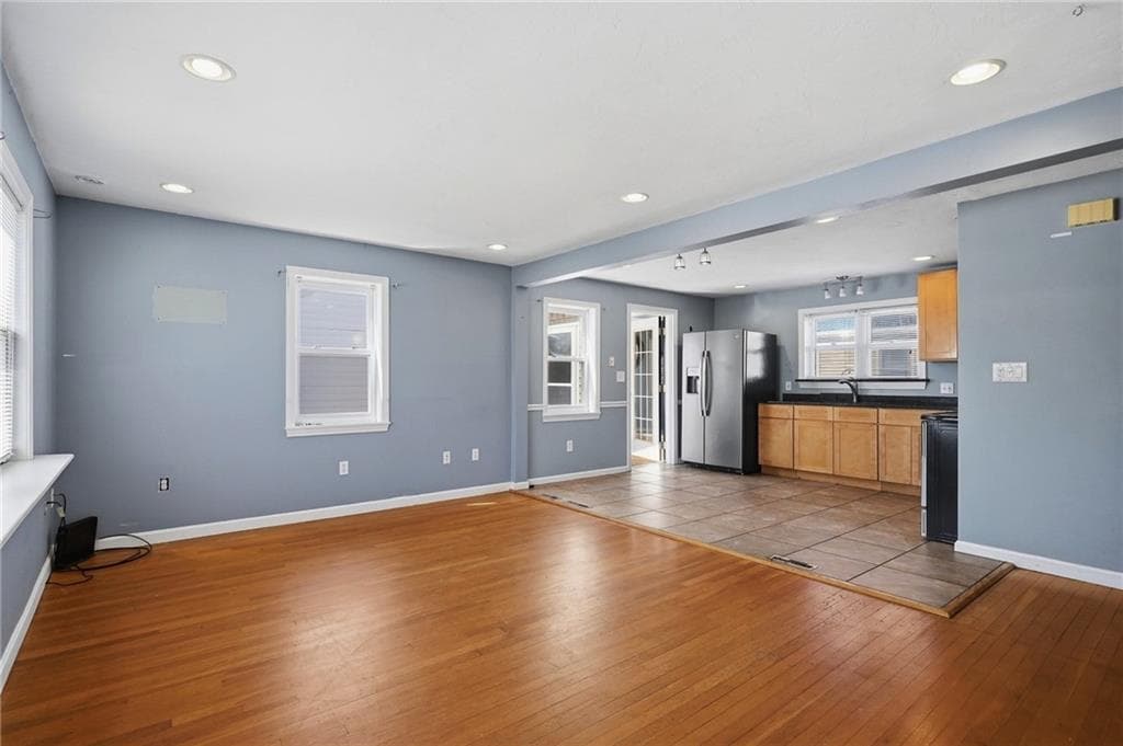 Single Family Residence at 86 Paul Street, Pawtucket, photo 8 of 34