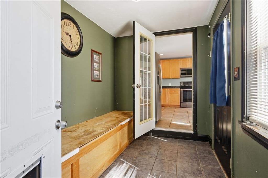Single Family Residence at 86 Paul Street, Pawtucket, photo 21 of 34