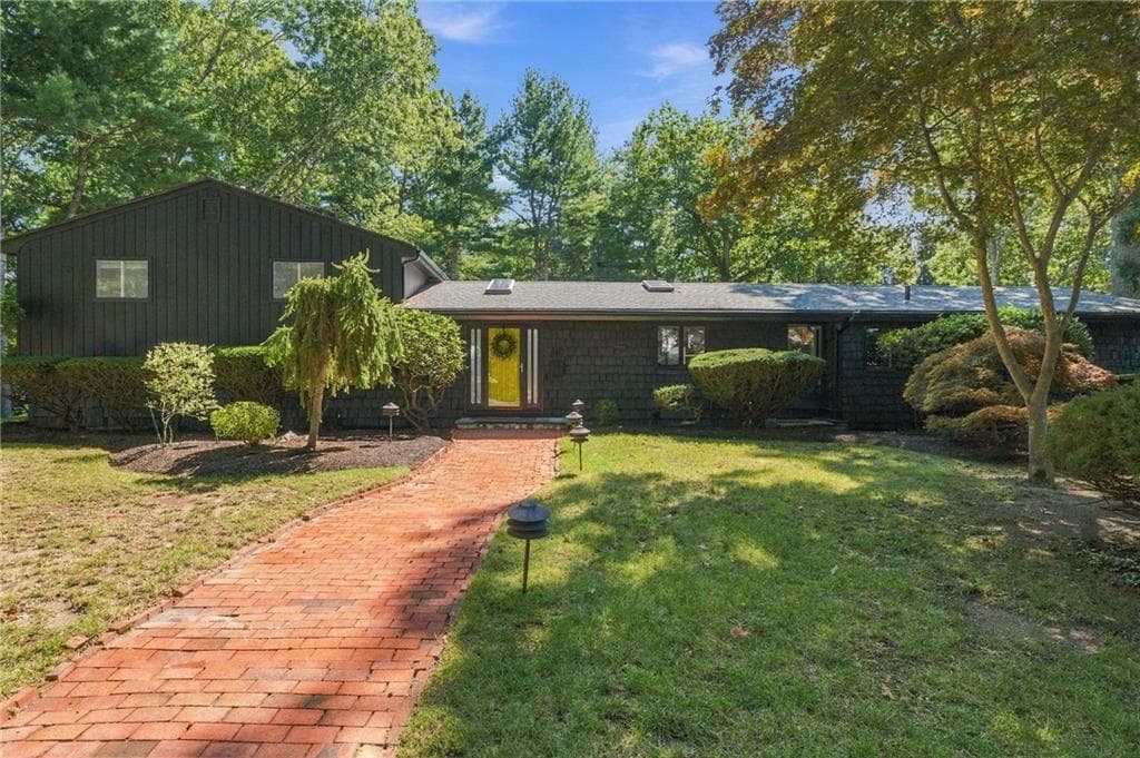 160 Windermere Way