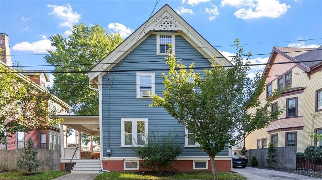 Single Family Residence at 46 Moore Street, Providence, photo 2 of 38