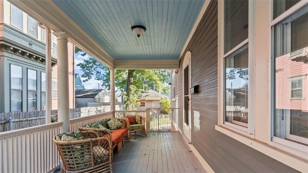Single Family Residence at 46 Moore Street, Providence, photo 6 of 38