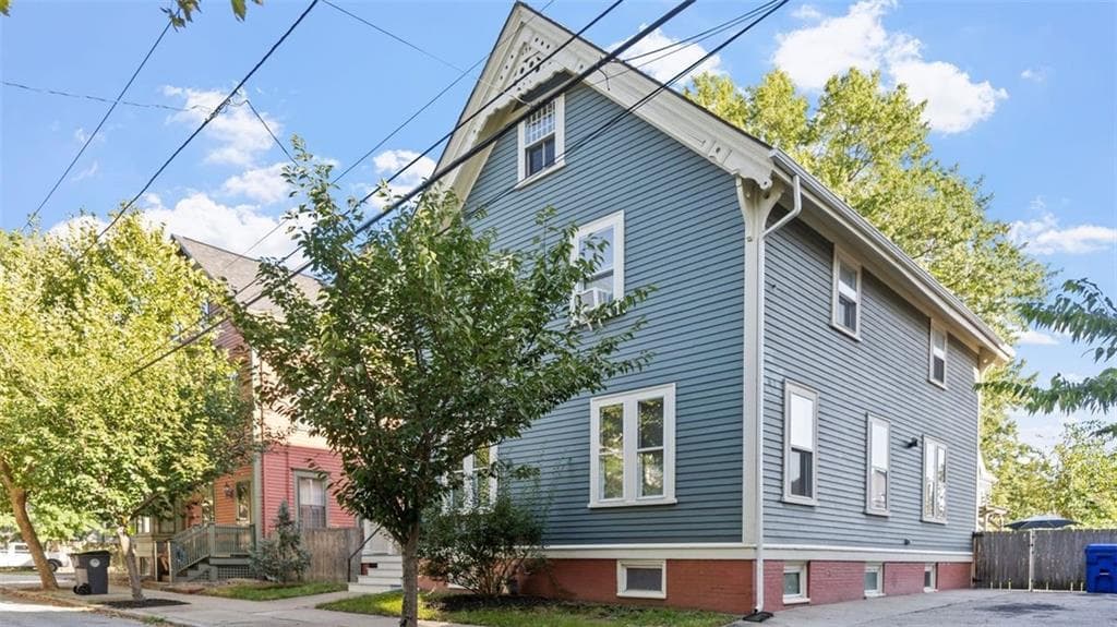 Single Family Residence at 46 Moore Street, Providence, photo 3 of 38