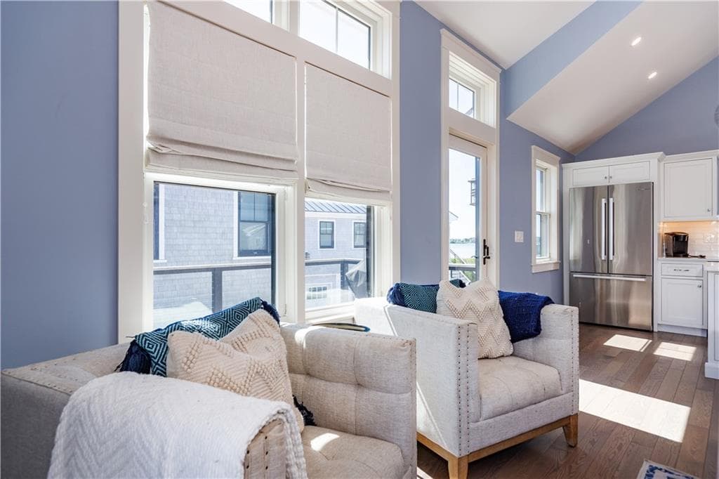 Condominium at 14 East Pointe Court, South Kingstown, photo 30 of 50