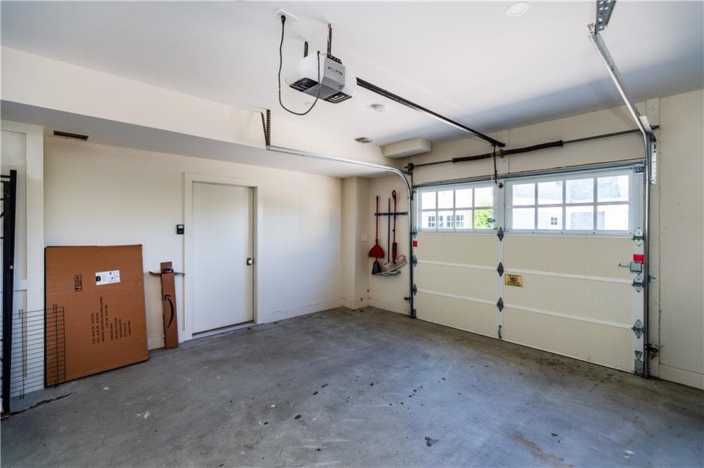 Condominium at 14 East Pointe Court, South Kingstown, photo 18 of 50