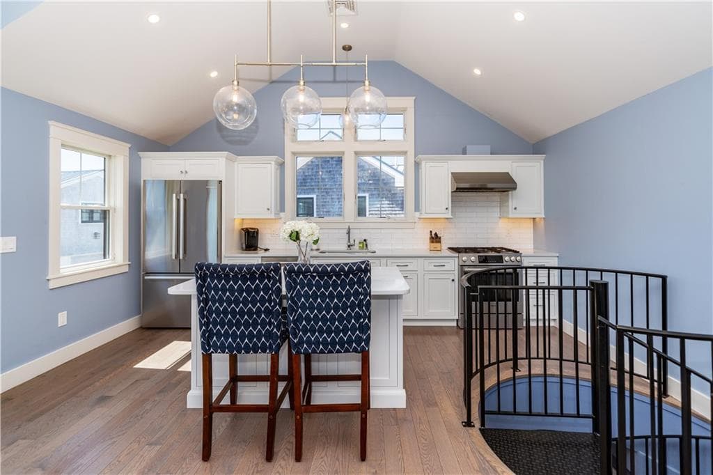 Condominium at 14 East Pointe Court, South Kingstown, photo 25 of 50