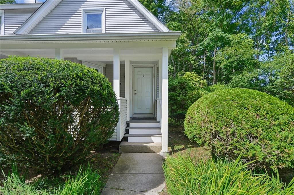 Multi Family at 50 Bills Road, South Kingstown, photo 3 of 29