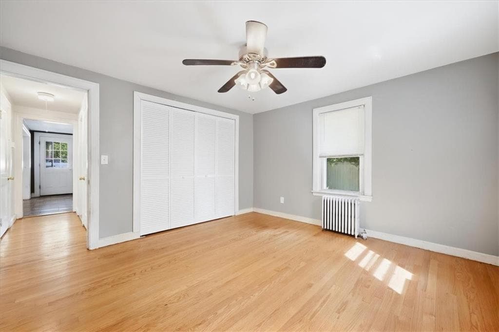 Single Family Residence at 20 Horse Neck Road, Warwick, photo 10 of 38