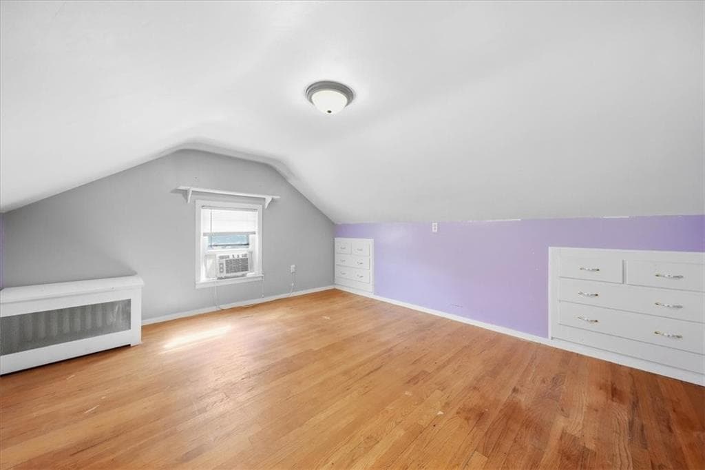 Single Family Residence at 20 Horse Neck Road, Warwick, photo 21 of 38