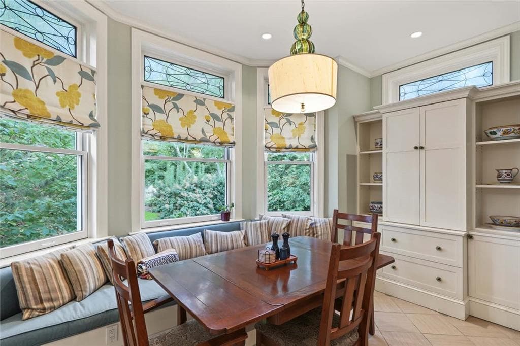 Single Family Residence at 283 Wayland Avenue, Providence, photo 18 of 50