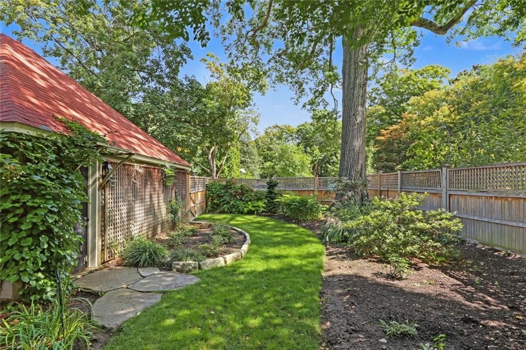 Single Family Residence at 283 Wayland Avenue, Providence, photo 48 of 50