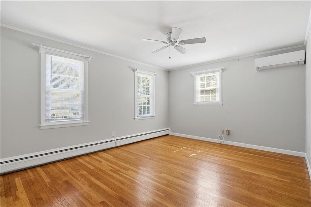 Single Family Residence at 22 Carriage Drive, Lincoln, photo 23 of 45