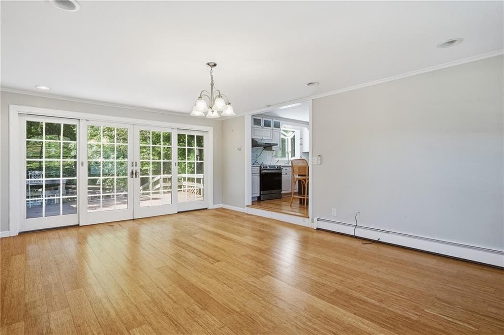Single Family Residence at 22 Carriage Drive, Lincoln, photo 6 of 45