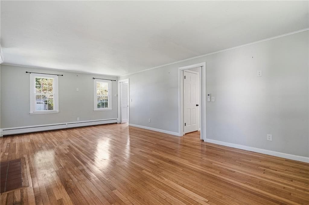 Single Family Residence at 22 Carriage Drive, Lincoln, photo 14 of 45