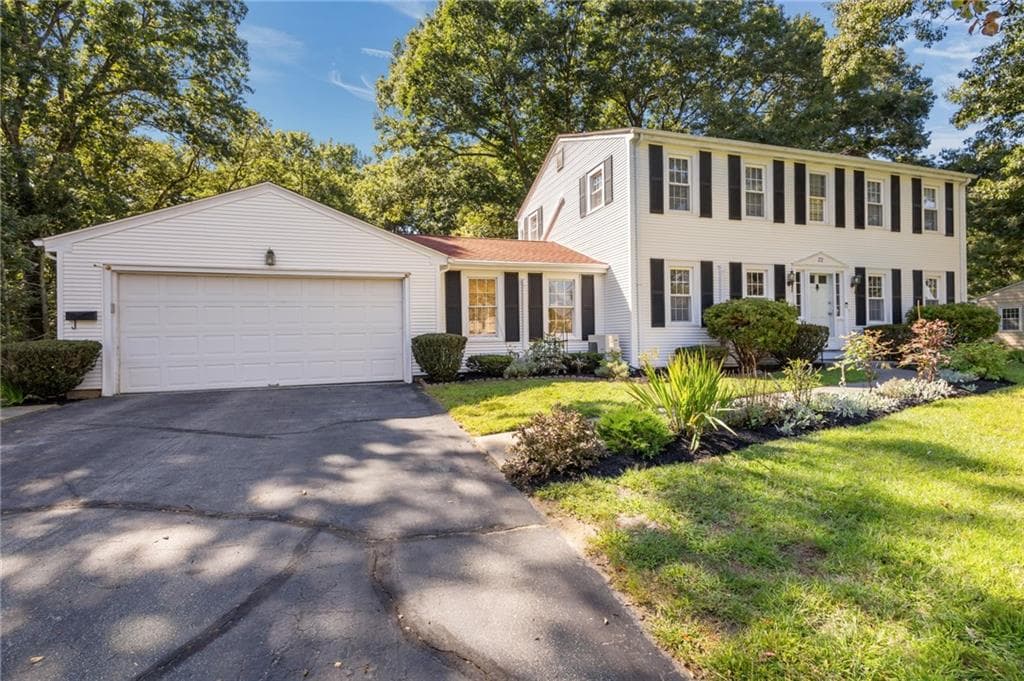 Single Family Residence at 22 Carriage Drive, Lincoln, photo 45 of 45