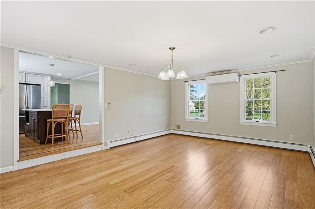 Single Family Residence at 22 Carriage Drive, Lincoln, photo 8 of 45