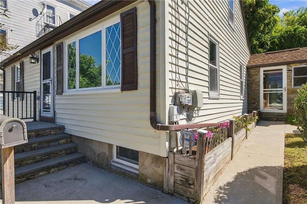 Single Family Residence at 207 Valley Street, Woonsocket, photo 40 of 40