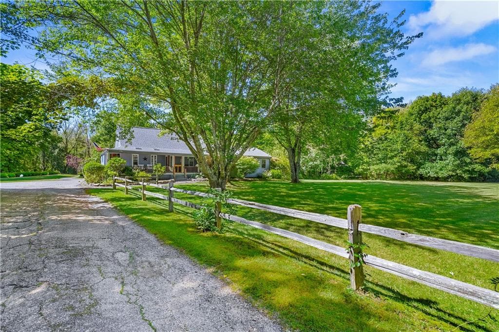 1257 Chopmist Hill Road