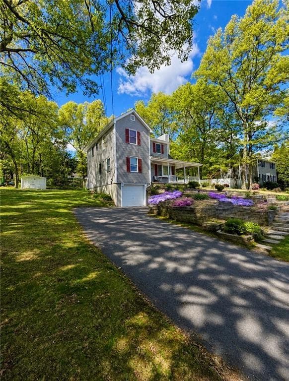 Single Family Residence at 21 Primrose Lane, Johnston, photo 2 of 30