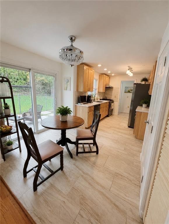 Single Family Residence at 21 Primrose Lane, Johnston, photo 13 of 30