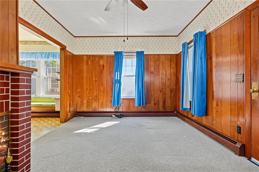 Single Family Residence at 29 Rosegarden Street, Warwick, photo 6 of 35